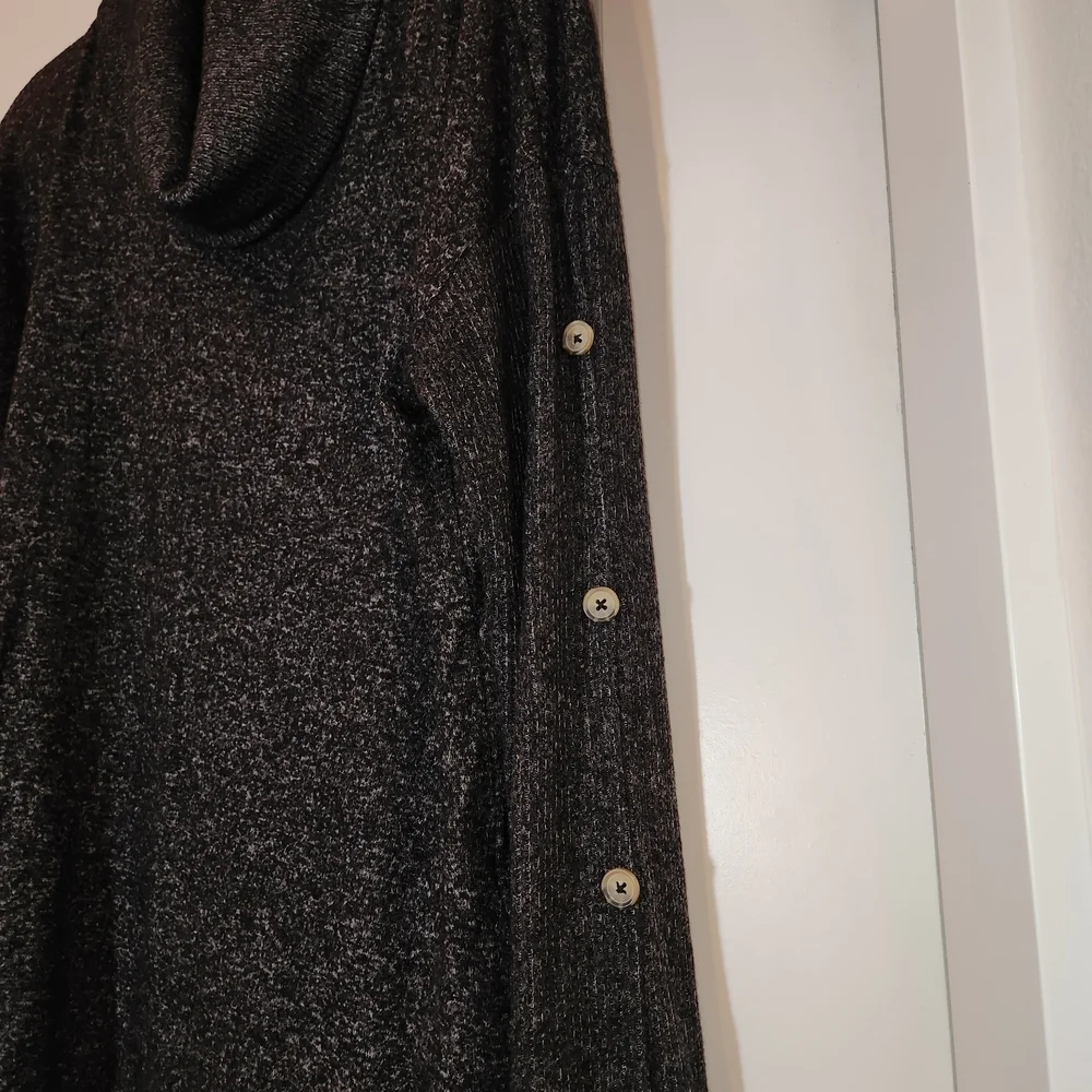 Peace & Pearls Black Cowl Neck Tunic Sweater Size L Long Sleeves Button Detail